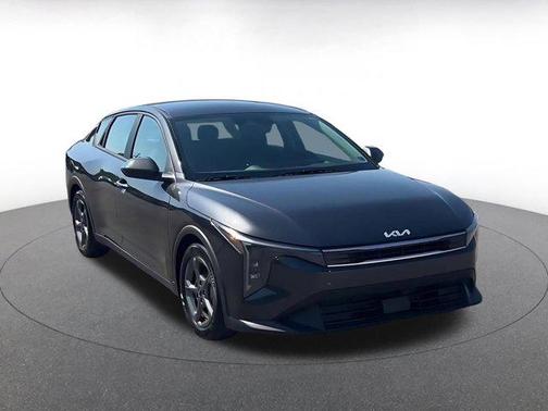 Interstellar Gray 2025 Kia K4 LXS
