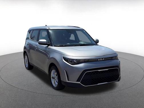 Steel Gray 2025 Kia Soul LX