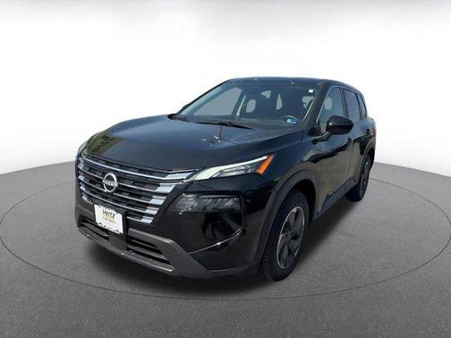 Super Black 2025 Nissan Rogue SV