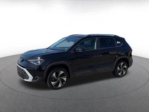 Deep Black Pearl 2025 Volkswagen Taos 1.5T SE