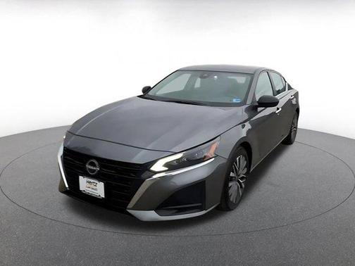 Gun Metallic 2025 Nissan Altima SV FWD