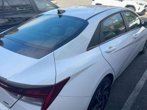 2025 Hyundai ELANTRA HEV Limited