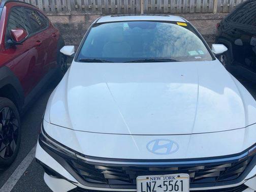 2025 Hyundai ELANTRA HEV Limited