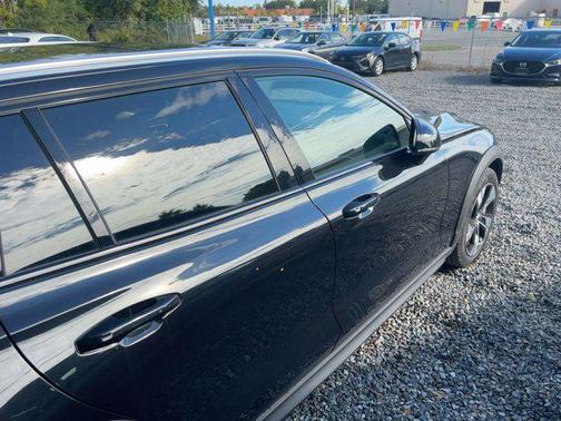 2025 Volvo V60 Cross Country B5 Plus