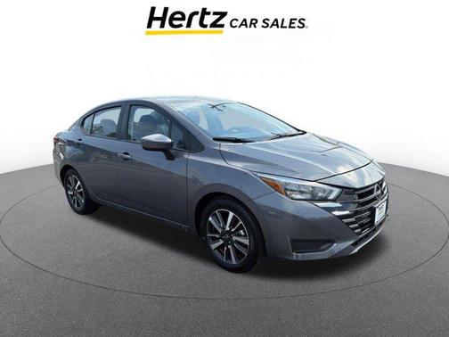 Gun Metallic 2025 Nissan Versa 1.6 SV