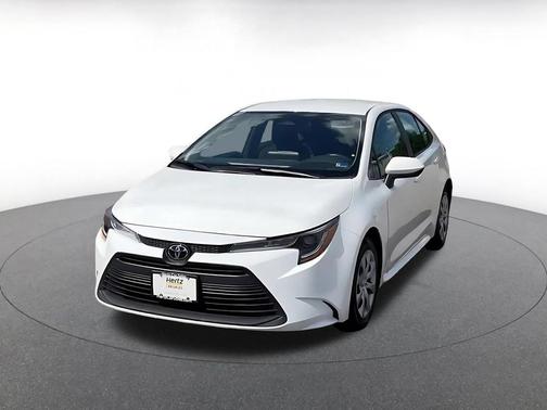 Ice Cap 2025 Toyota Corolla LE