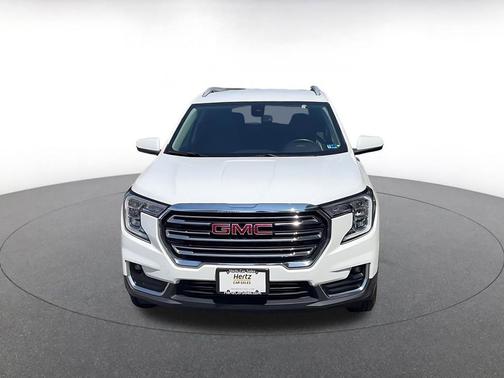 Summit White 2024 GMC Terrain SLT