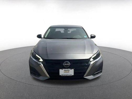 Gun Metallic 2025 Nissan Altima SV FWD