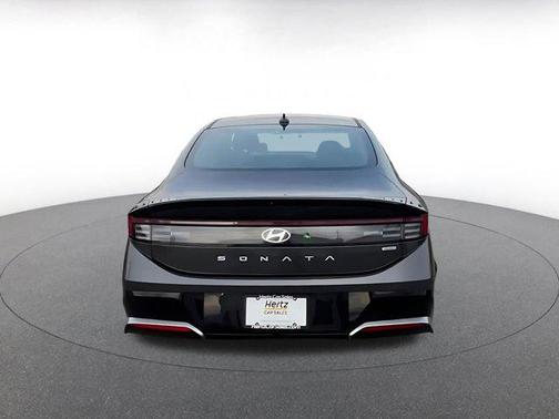2025 Hyundai SONATA Hybrid SE