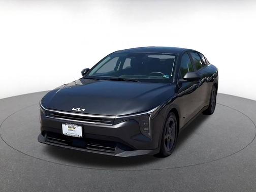 Interstellar Gray 2025 Kia K4 LXS