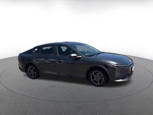 Interstellar Gray 2025 Kia K4 LXS