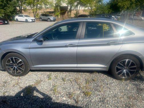 2025 Volkswagen Jetta 1.5T SE