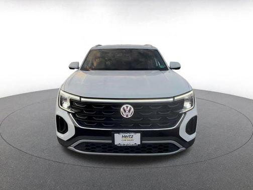 2025 Volkswagen Atlas Cross Sport 2.0T SE w/Technology 4MOTION