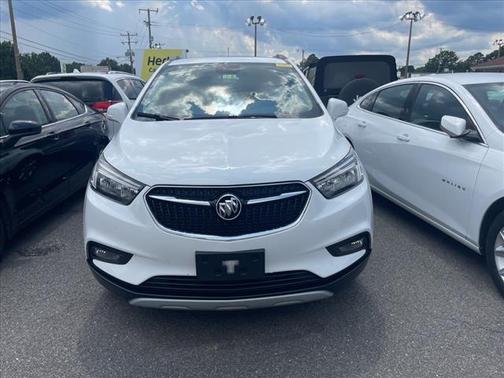 Photo 2 of 5 of 2018 Buick Encore Preferred II