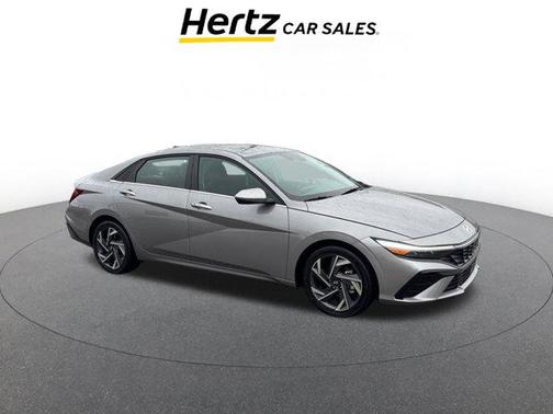 2025 Hyundai ELANTRA SEL
