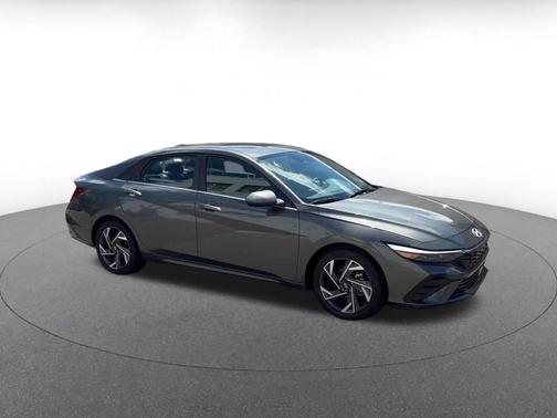 Amazon Gray 2025 Hyundai ELANTRA SEL