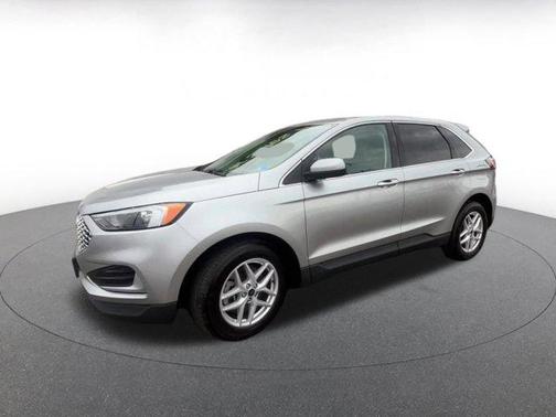 Iconic Silver Metallic 2024 Ford Edge SEL