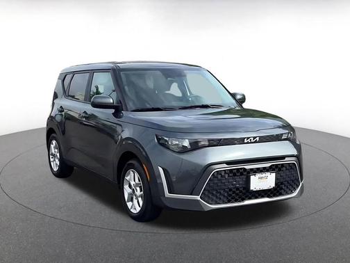 Gravity Gray 2025 Kia Soul LX
