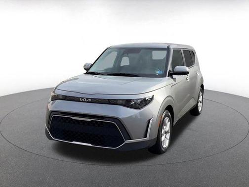 Steel Gray 2025 Kia Soul LX