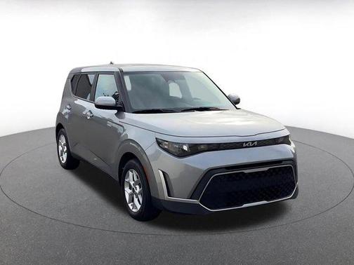Steel Gray 2025 Kia Soul LX