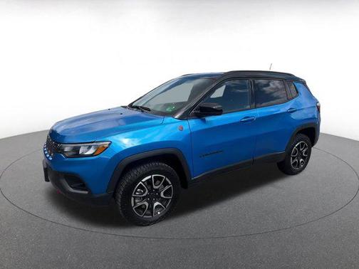 2025 Jeep Compass Trailhawk