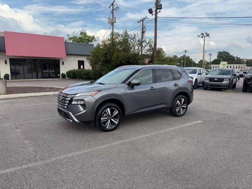 Gun Metallic 2026 Nissan Rogue SL