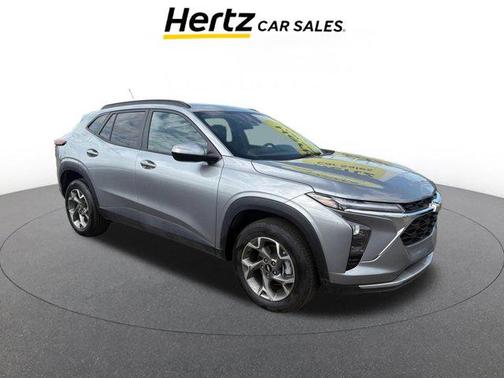 Sterling Gray Metallic 2025 Chevrolet Trax LT