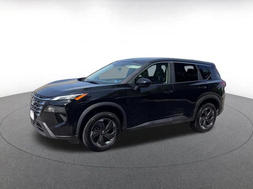 Super Black 2025 Nissan Rogue SV