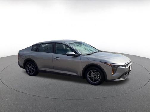 Steel Gray 2025 Kia K4 LXS