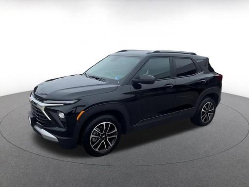 Mosaic Black Metallic 2025 Chevrolet Trailblazer LT