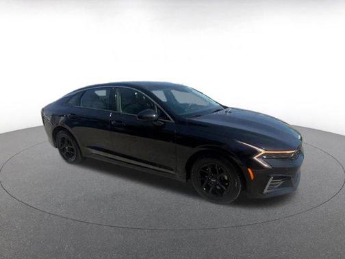 Aurora Black Pearl 2025 Kia K5 LXS