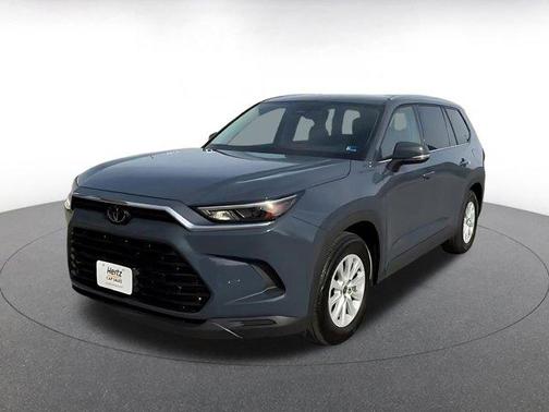 2025 Toyota Highlander LE