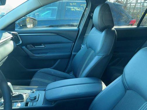 2025 Mazda CX-50 2.5 S Select Package