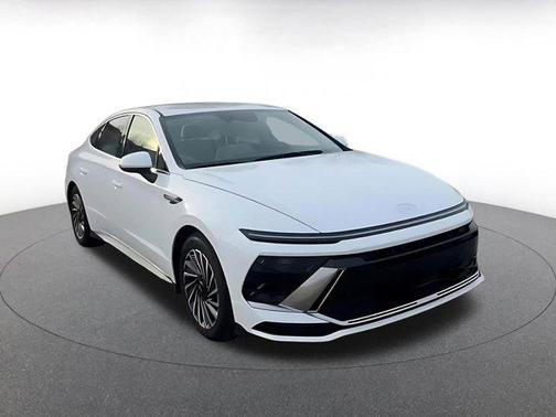 2025 Hyundai SONATA Hybrid SE