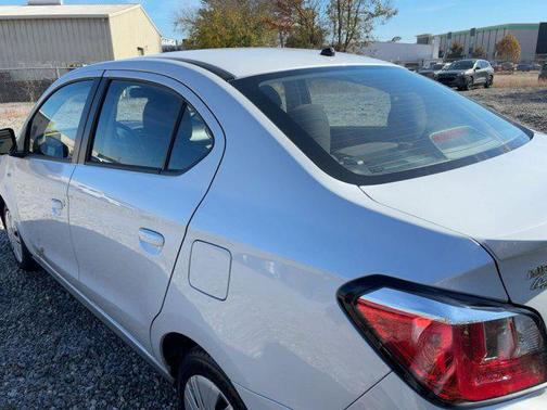 2024 Mitsubishi Mirage G4 ES