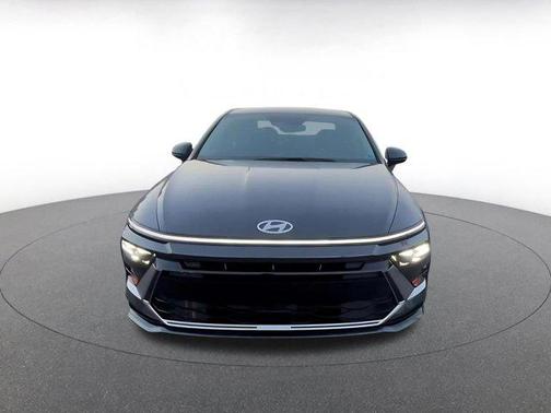 2025 Hyundai SONATA Hybrid SE