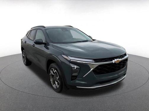 Cypress Gray 2025 Chevrolet Trax LT