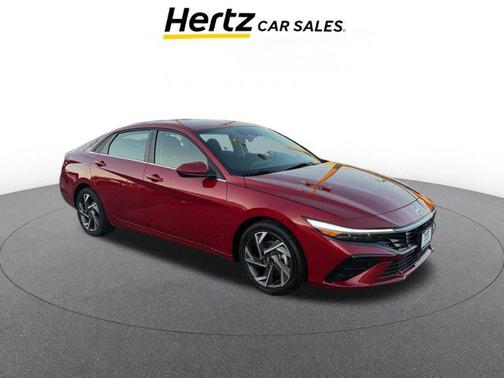 2025 Hyundai ELANTRA SEL