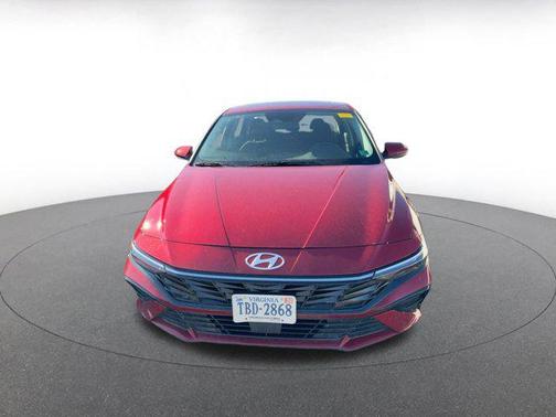 2025 Hyundai ELANTRA SEL