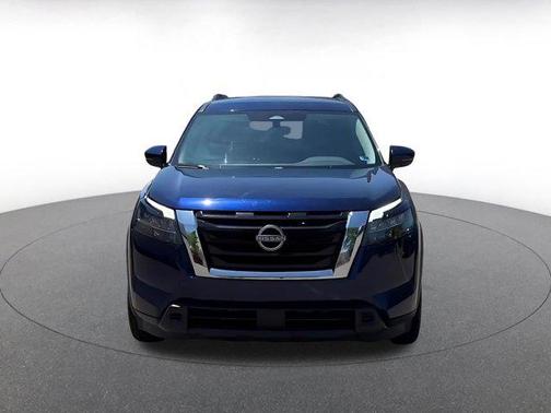Deep Ocean Blue Pearl 2025 Nissan Pathfinder SV 4WD