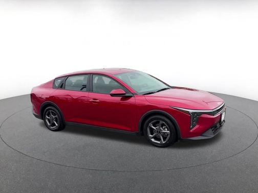 Currant Red 2025 Kia K4 LXS