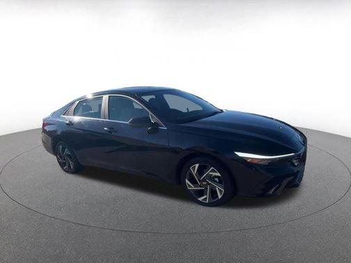 2025 Hyundai ELANTRA HEV Limited