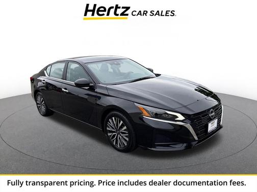 Super Black 2025 Nissan Altima SV FWD