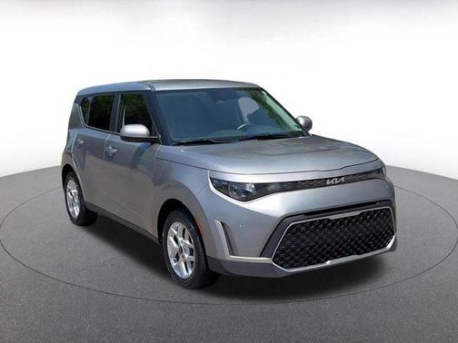 Steel Gray 2025 Kia Soul LX