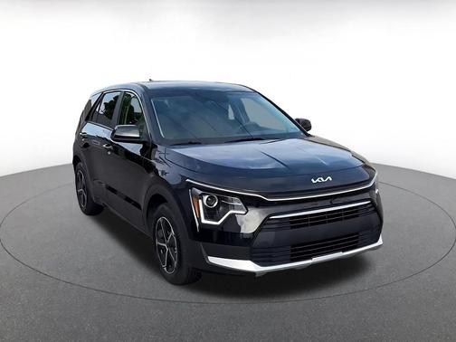 Aurora Black Pearl 2026 Kia Niro LX