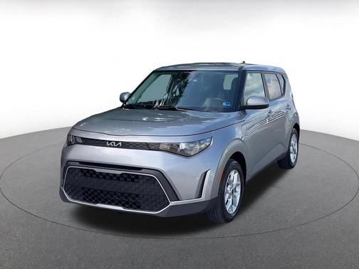 Steel Gray 2025 Kia Soul LX