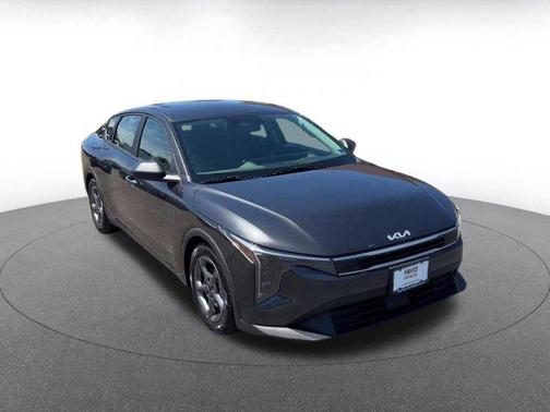 Interstellar Gray 2025 Kia K4 LXS