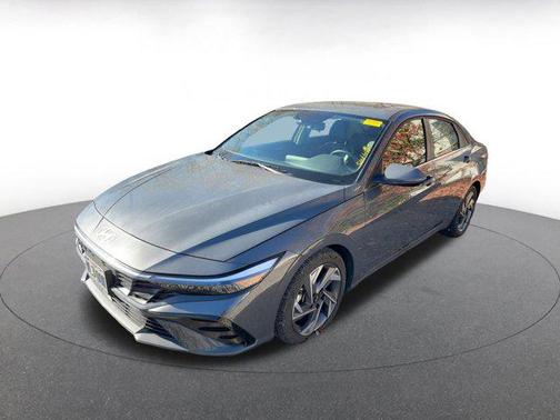 2025 Hyundai ELANTRA HEV Limited