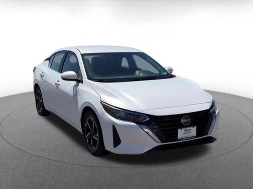 Aspen White Tricoat 2024 Nissan Sentra SV