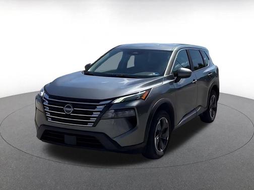 Gun Metallic 2025 Nissan Rogue SV